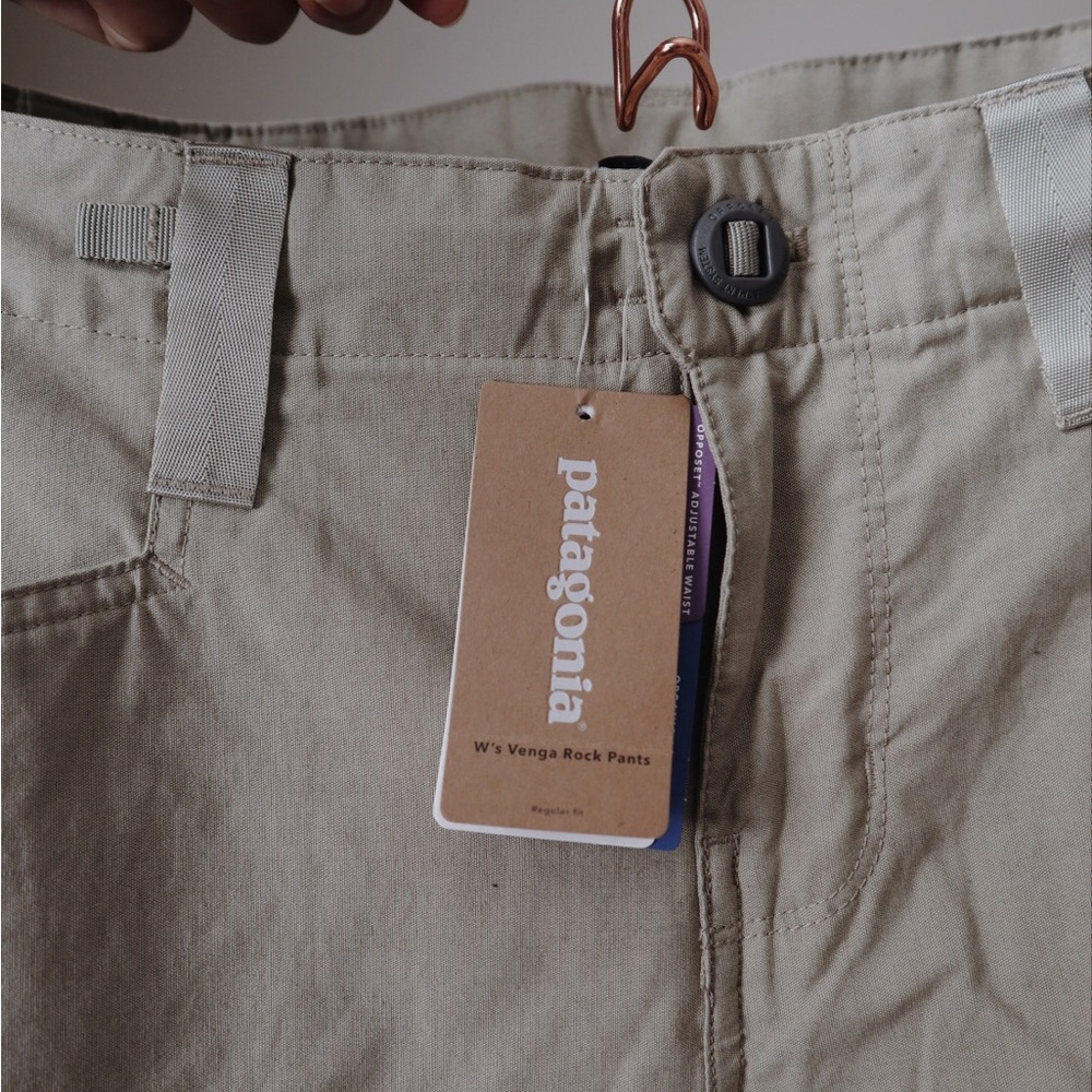 *Never Worn* Patagonia Khaki Pants